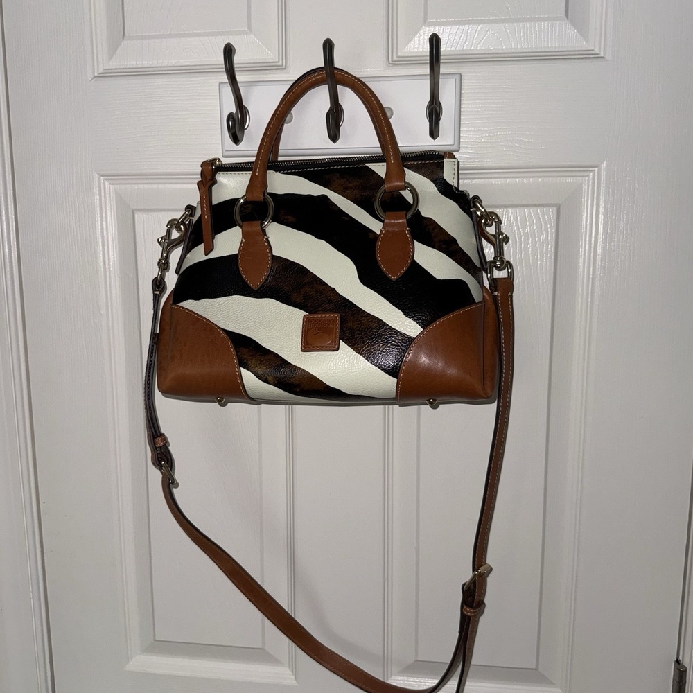 Dooney & Bourke Zebra Leather Satchel 30 Black White Brown Crossbody Bag Purse - Picture 10 of 16